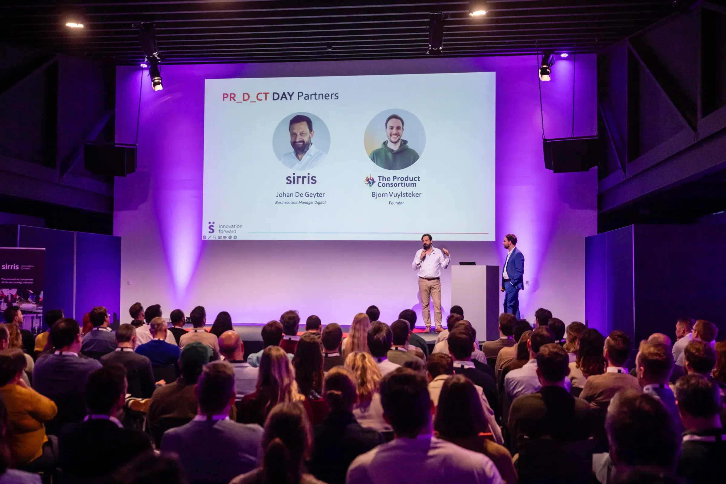 Product leaders at a Consortium and Sirris event